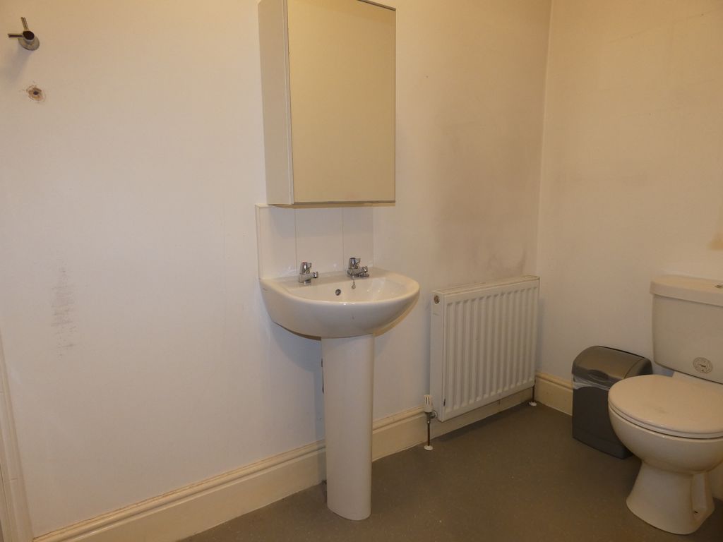En-Suite- click for photo gallery